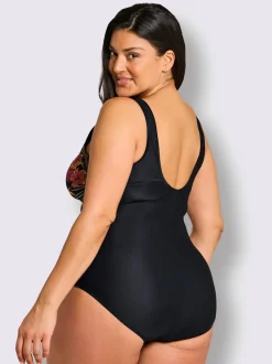 Maillot de bain bon. b, c, d, e, f