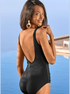 Maillot de bain classique avec encolure dégagée et décoratif