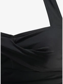 Maillot de bain à col fermé avec bonnets rembourrés