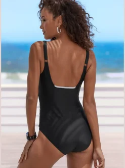 Maillot de bain à rayures avec bonnets intégrés et bretelles réglables