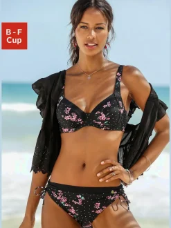Maillots de bain à armatures avec motifs floraux et pois