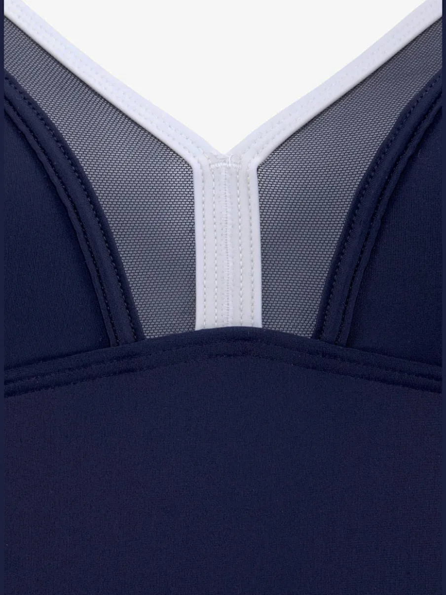 Maillots de bain avec empiècements et inserts modelants élégants
