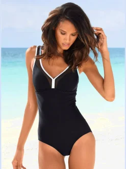 Maillots de bain avec empiècements et inserts modelants élégants