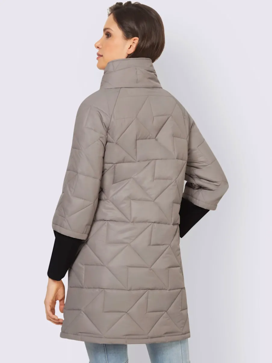 Manteau court matelassé avec logo et poches fendues