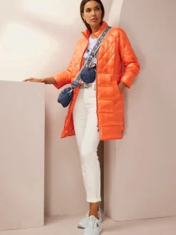 Manteau matelassé avec col montant et poches pratiques