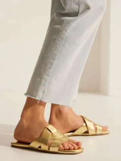 Mules avec brides raffinées