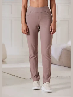 Pantalon ajusté avec 5 poches et matière extensible