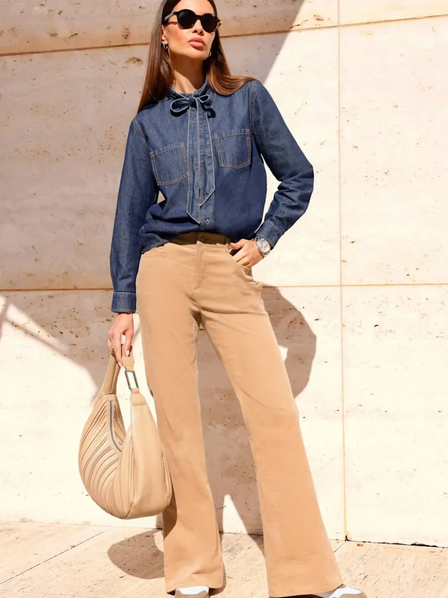 Pantalon bootcut coupe 5 poches moderne