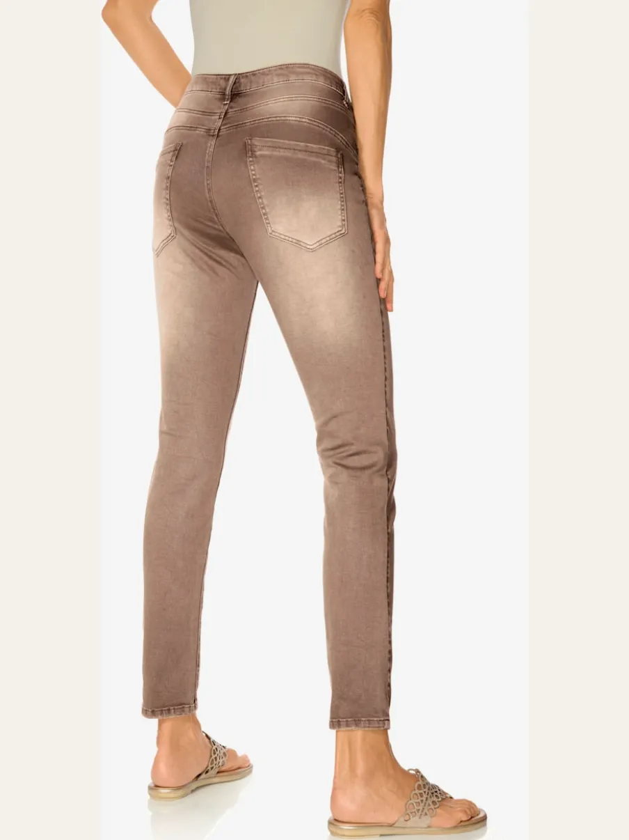 Pantalon boyfriend coupe droite cinq poches en élasthanne