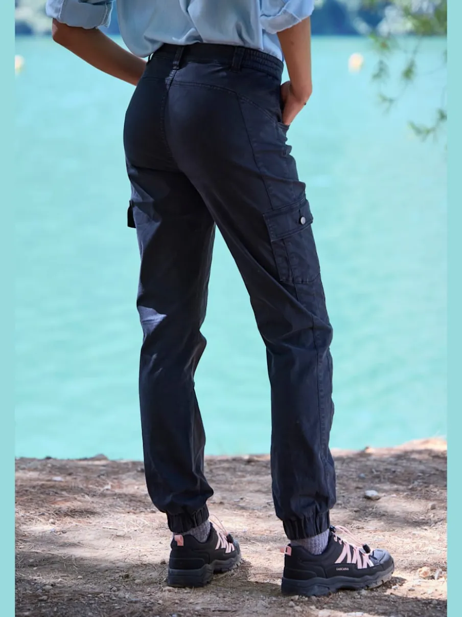 Pantalon cargo doux et extensible avec poches pratiques