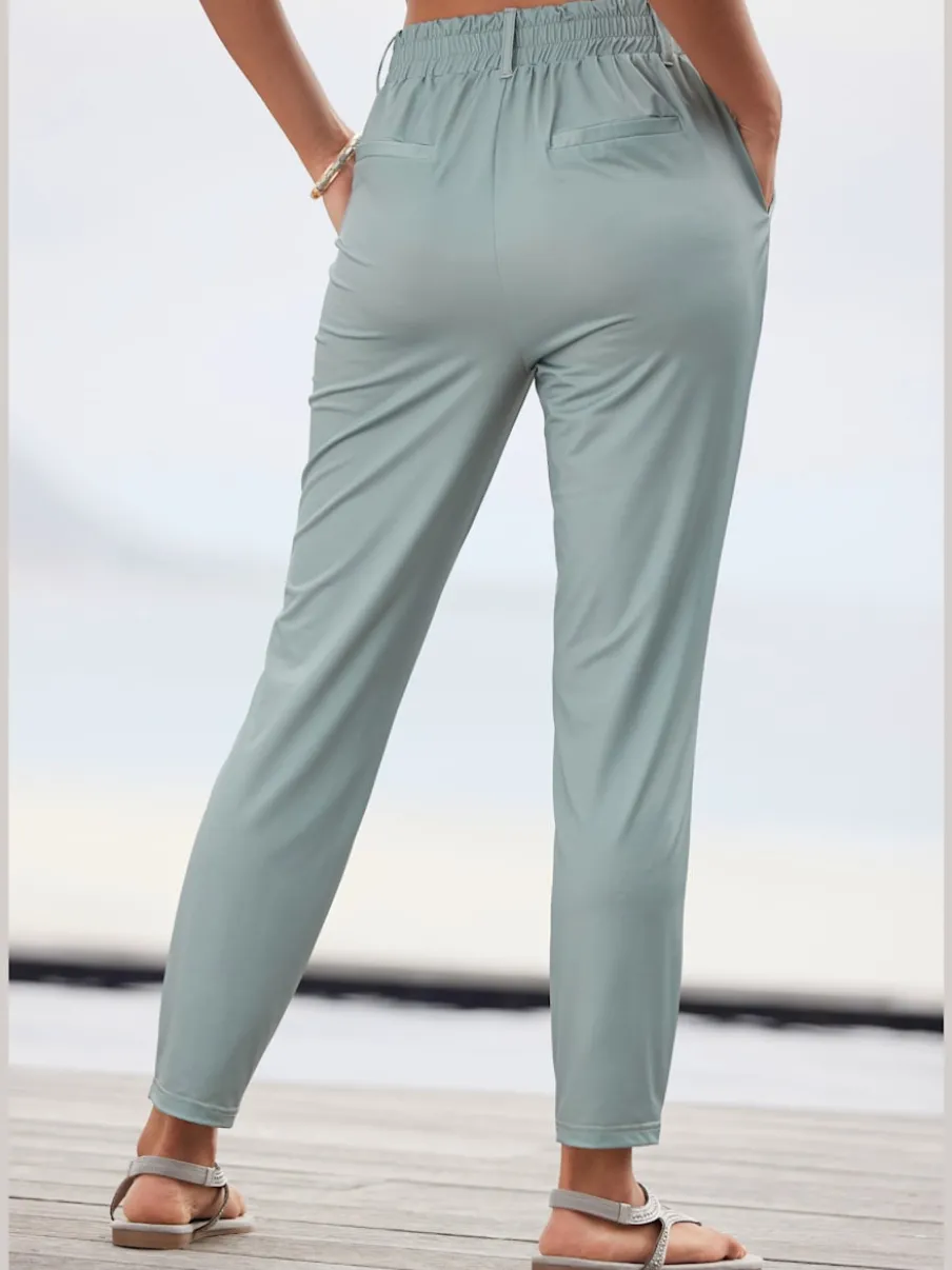 Pantalon ceinture élastique avec cordon et poches latérales fendues