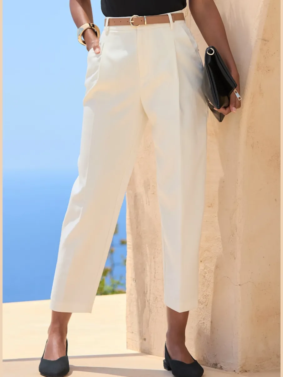 Pantalon à ceinture étroite avec poches fendues et jambes étroites