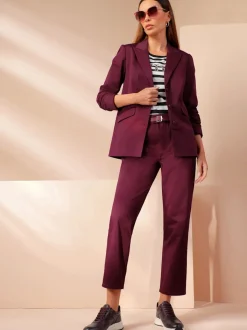 Pantalon chino en coton avec ceinture à fermeture innovante