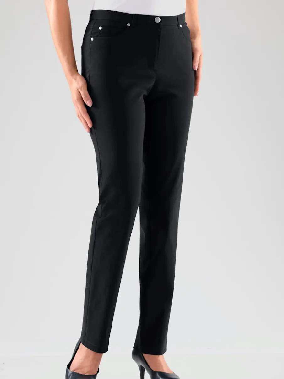 Pantalon classique cinq poches confortable pour un usage quotidien