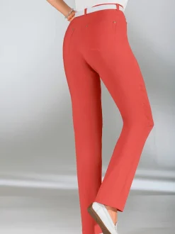 Pantalon classique cinq poches confortable pour un usage quotidien