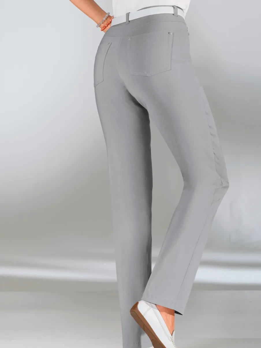 Pantalon classique cinq poches confortable pour un usage quotidien