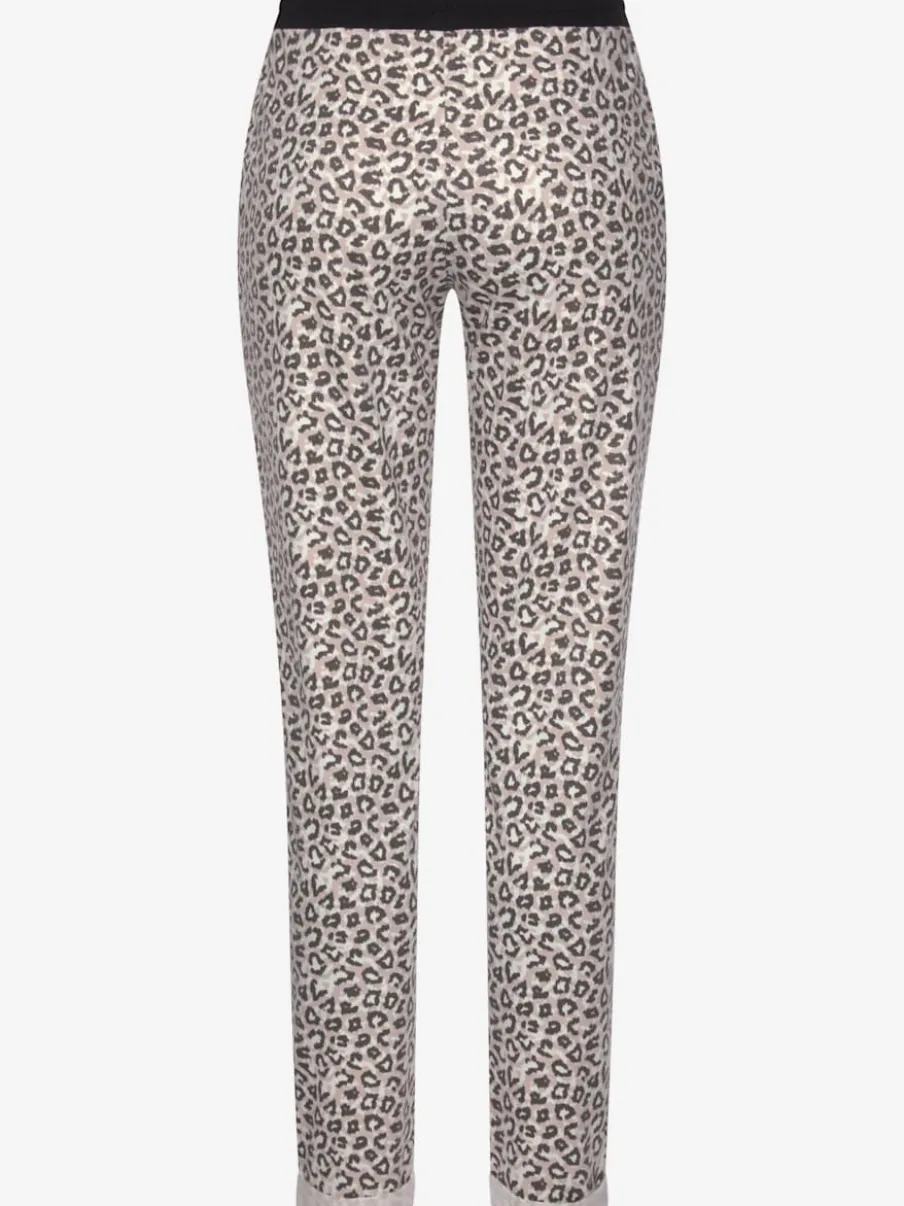 Pantalon confortable avec poches fendues et ourlet à revers