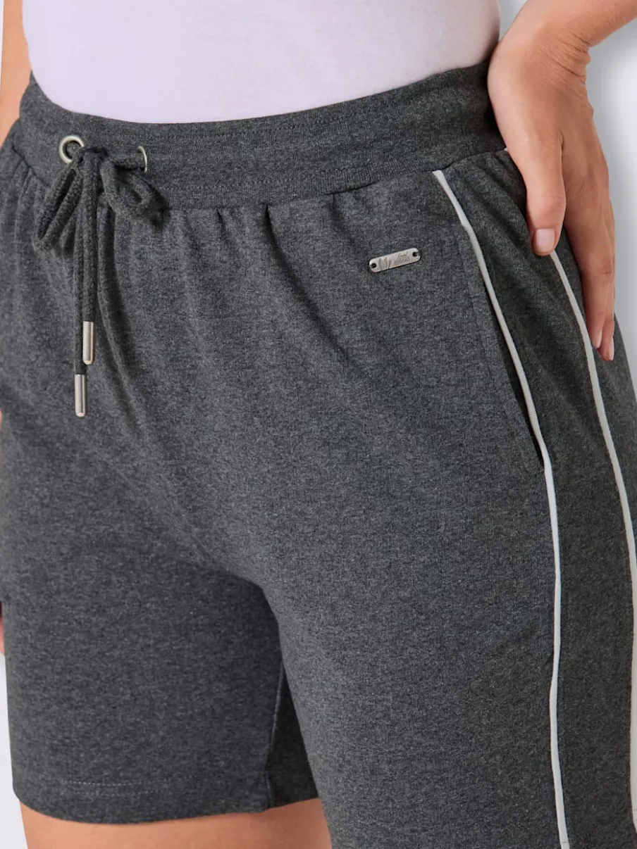 Pantalon court en matière sweat avec passepoil double sportif et ceinture élastique