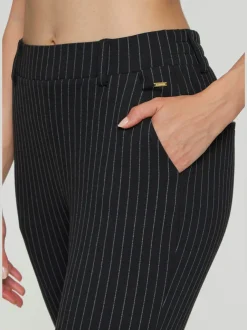 Pantalon de jogging à motifs avec jambes étroites et taille haute
