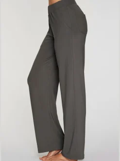 Pantalon détente en matière douce avec jambes droites et patte de boutonnage