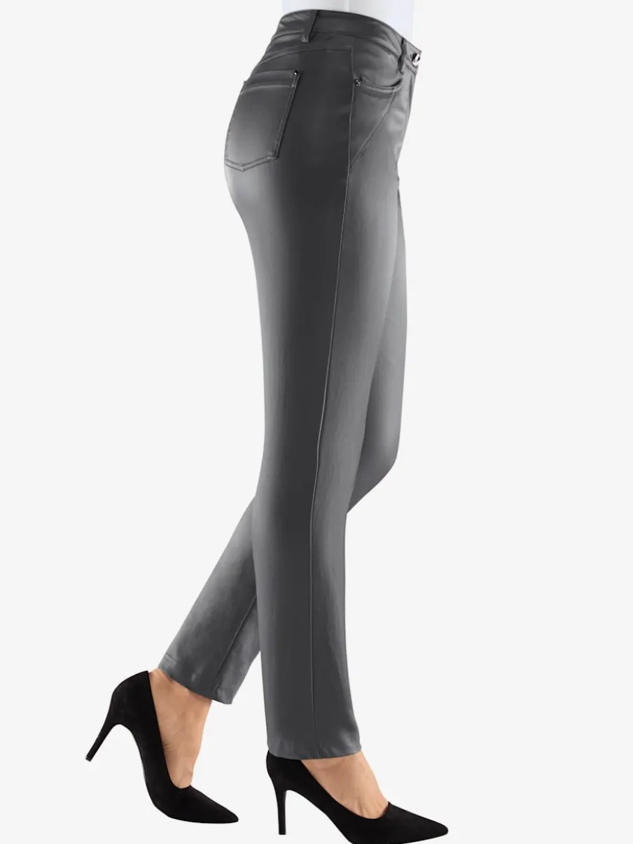 Pantalon effet enduit à quatre poches et passants