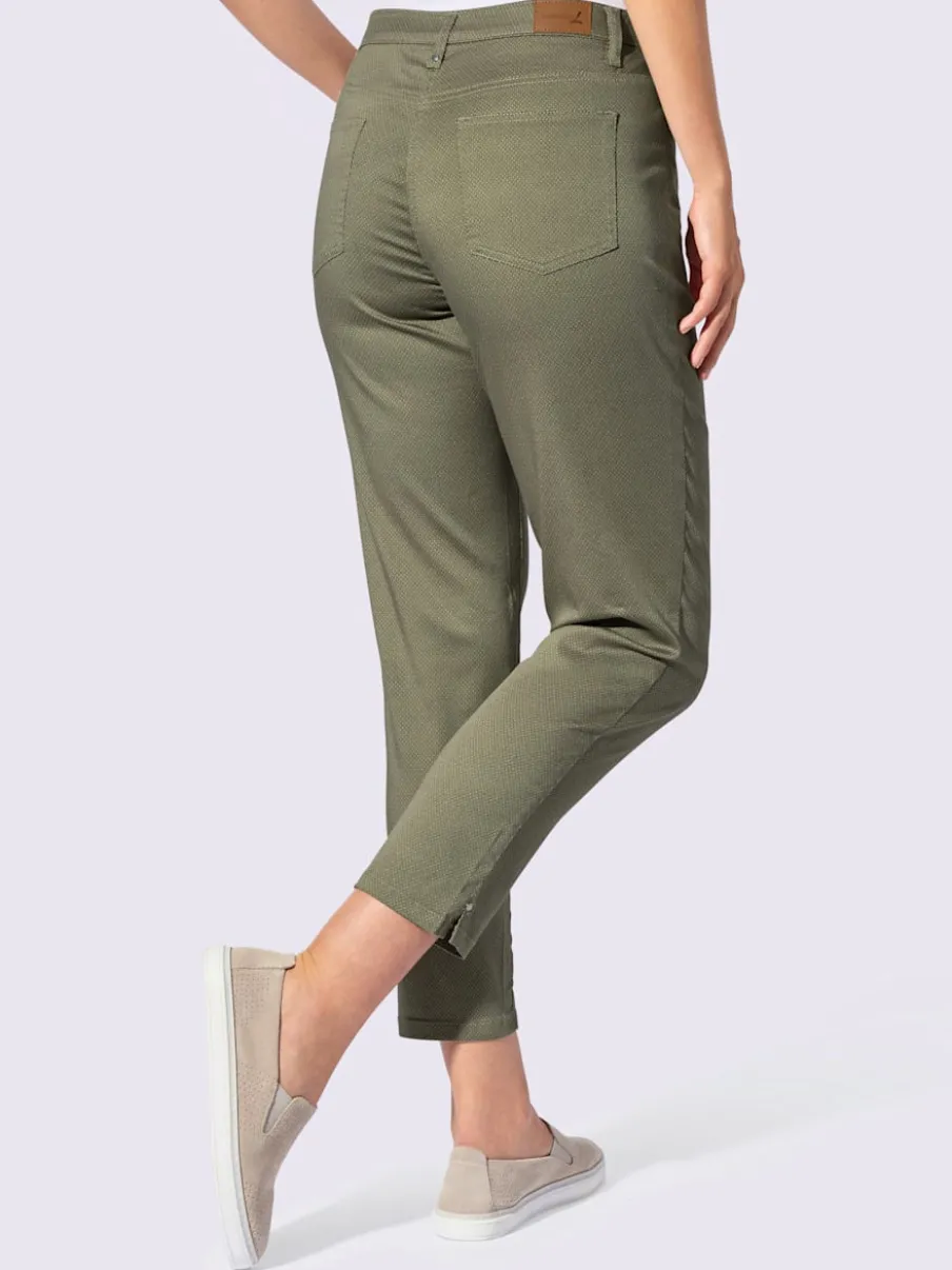 Pantalon 7/8 en coton à 5 poches et détails rivetés