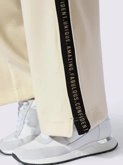 Pantalon en jersey avec rayures contrastées et poches latérales