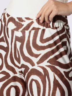Pantalon en jersey à motif graphique en confort léger