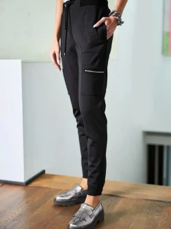 Pantalon en jersey style jogging avec ceinture et poches plaquées