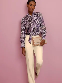 Pantalon en laine avec ceinture en tissu et poches latérales