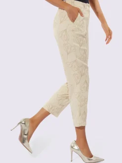 Pantalon 7/8 en tencel léger avec broderie délicate