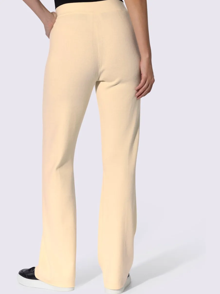 Pantalon en tricot nervures affinantes