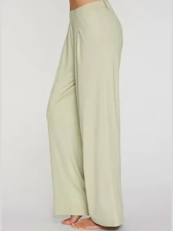 Pantalon fluide à taille haute avec poches latérales et jambes larges