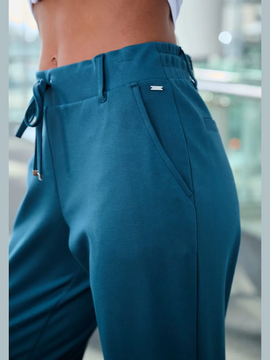 Pantalon jogpant avec poches latérales et lien ajustable