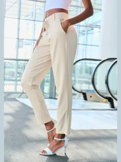 Pantalon jogpant avec poches latérales et lien ajustable