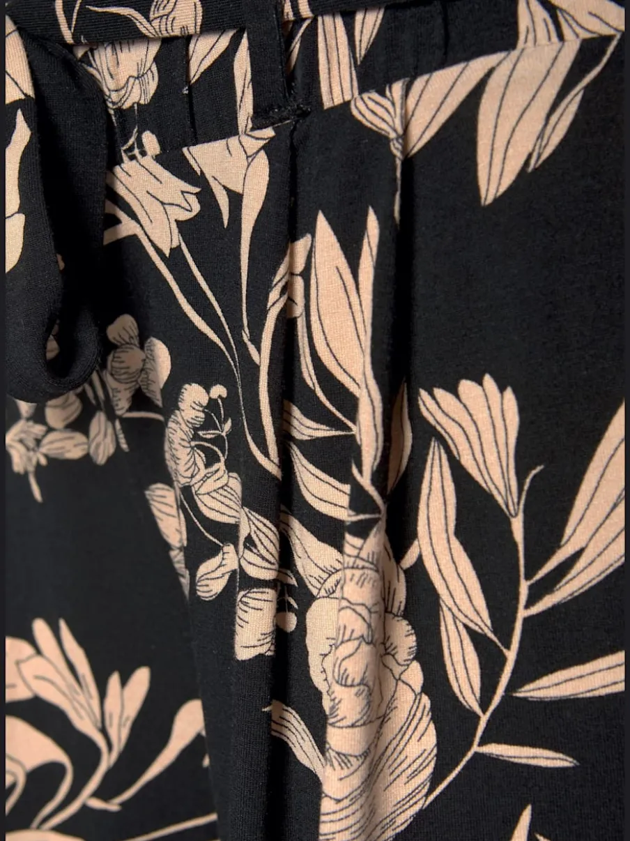 Pantalon large jupe-culotte à motif floral avec ceinture