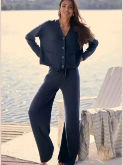 Pantalon lounge avec ceinture élastique et jambes larges
