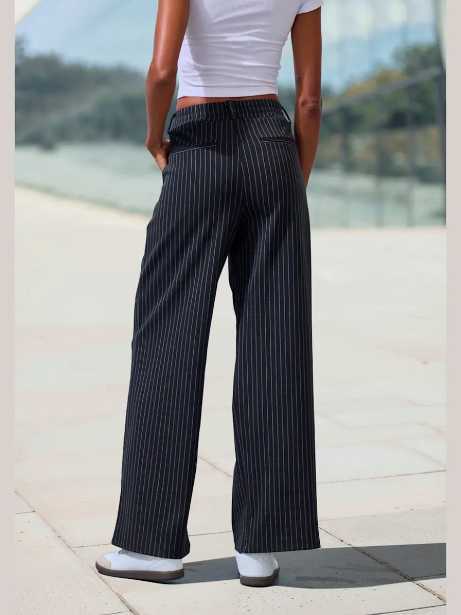 Pantalon à motifs à jambes larges et taille haute