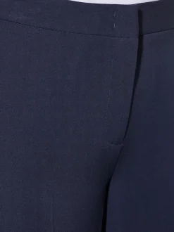 Pantalon à plis repassés avec jambes larges et ceinture gainante
