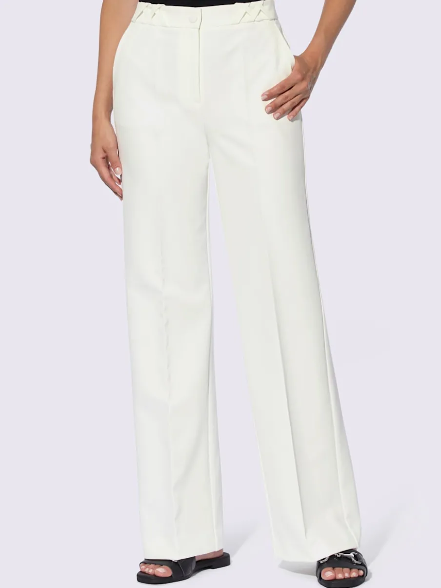 Pantalons confortables avec poches et plis repassés