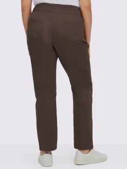 Pantalons confortables avec ceinture élastique et poches.
