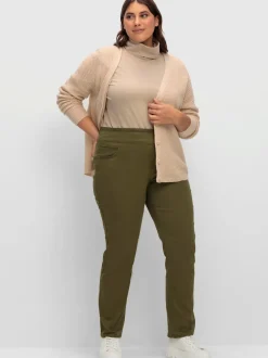 Pantalons confortables avec ceinture élastique et poches.