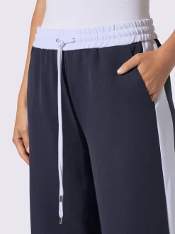 Pantalons de jogging confortables avec ceinture élastique rayée