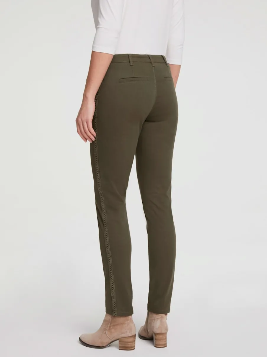 Pantalons droits avec poches et ceinture pratique