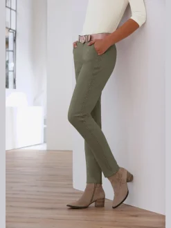 Pantalons droits avec poches et ceinture pratique