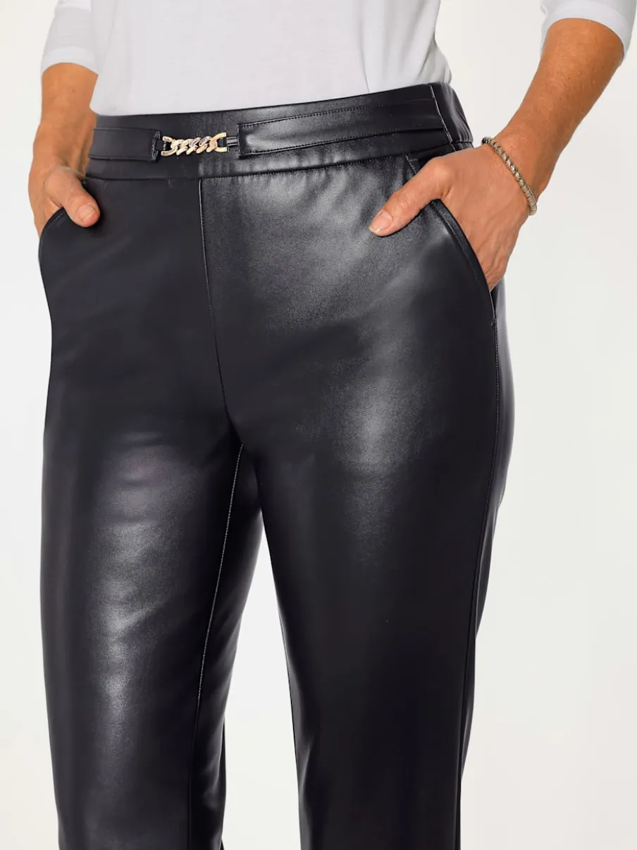 Pantalons en synthétique avec ceinture décorative et poches