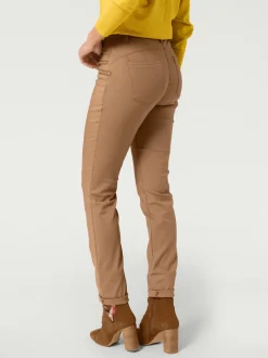 Pantalons extensibles avec coutures push-up et poches intégrées