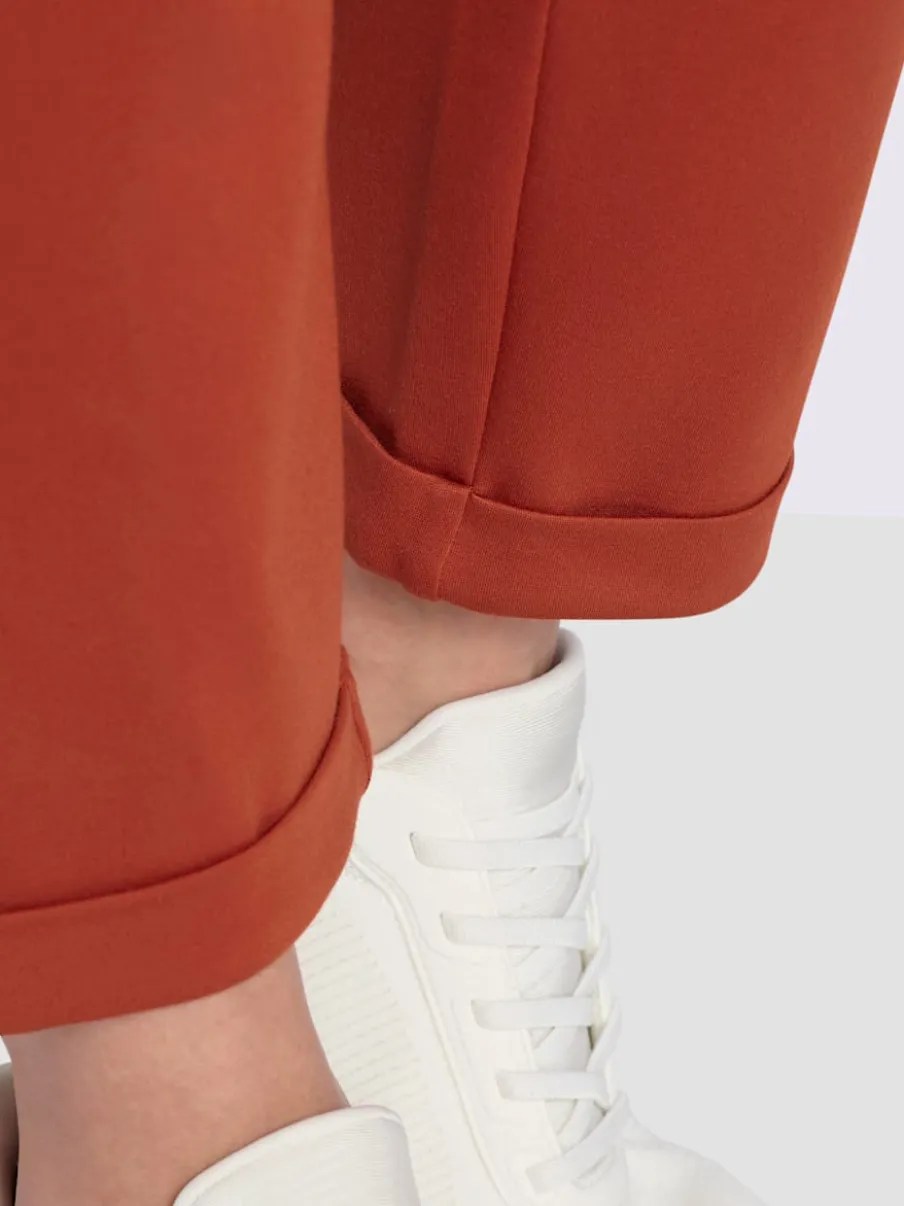 Pantalons jogpants en jersey avec poches et détails raffinés