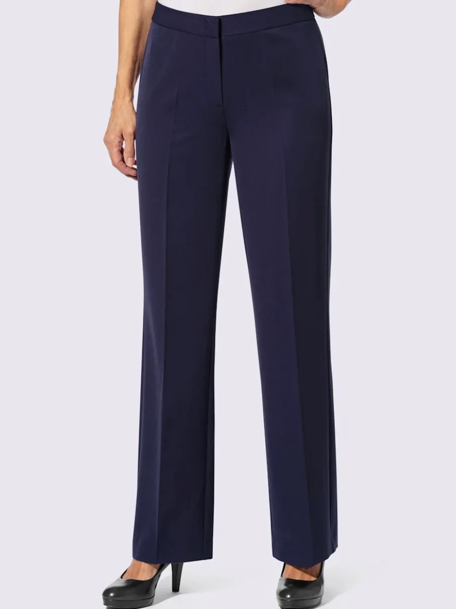 Pantalons larges au tombé fluide et pinces structurantes