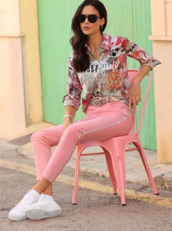 Pantalons 5 poches avec broderie et pierres brillantes